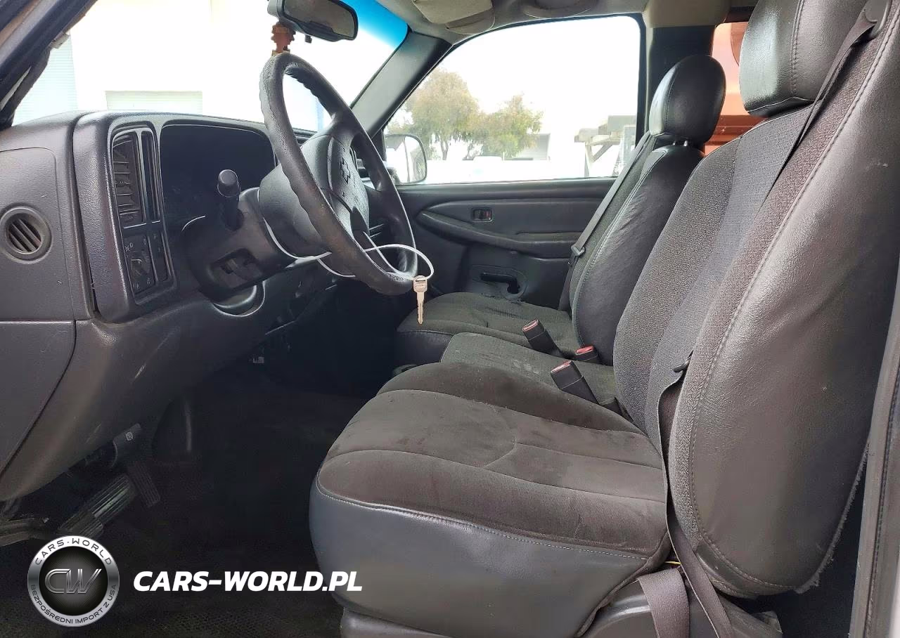 2004 Chevrolet Silverado C1500 VIN:1GCEC19V14E321149 - 7