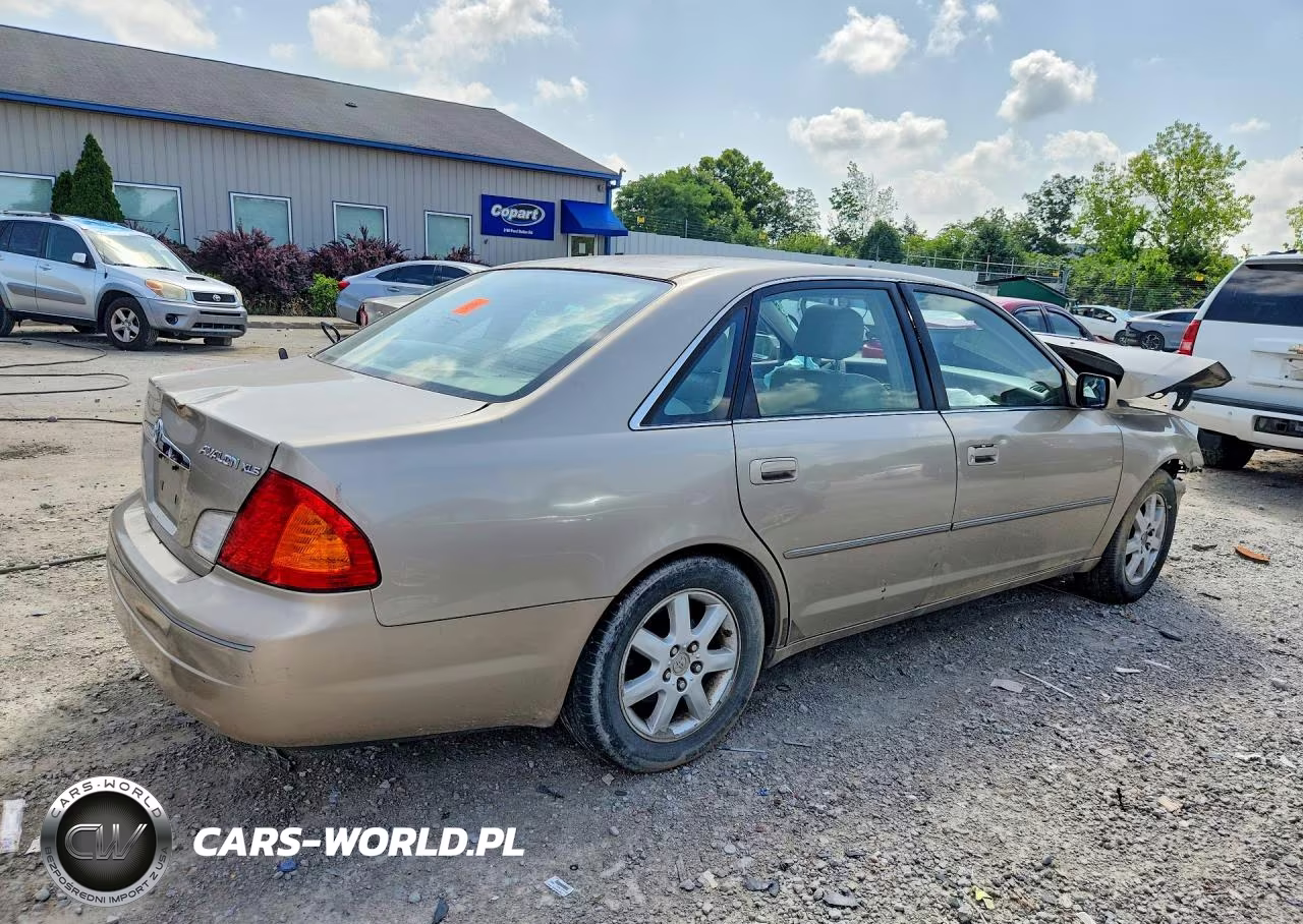 2000 Toyota Avalon Xls VIN:4T1BF28B7YU090305 - 3