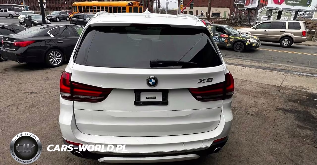 2015 BMW X5 xDrive35I VIN:5UXKR0C50F0P16040 - 4
