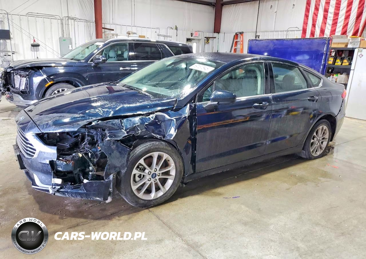 2020 Ford Fusion Se – zdjęcie 1 z 12