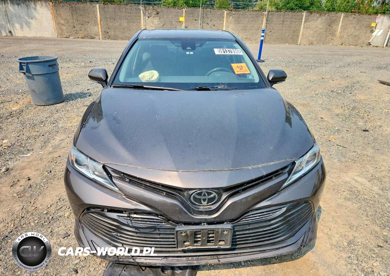 2019 Toyota Camry Le VIN:4T1B11HK1KU850034 - 5