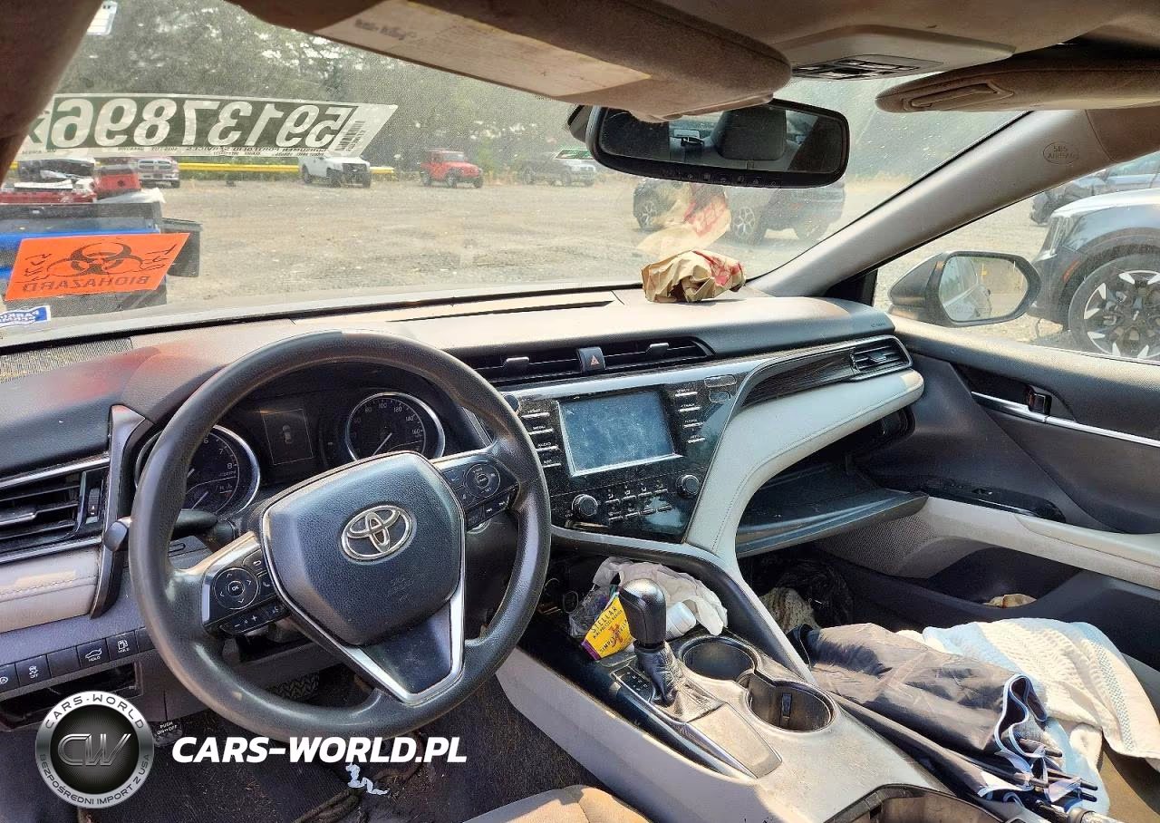 2019 Toyota Camry Le VIN:4T1B11HK1KU850034 - 8