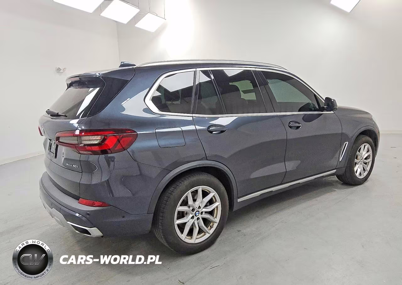 2021 BMW X5 xDrive40I VIN:5UXCR6C06M9E38168 - 3
