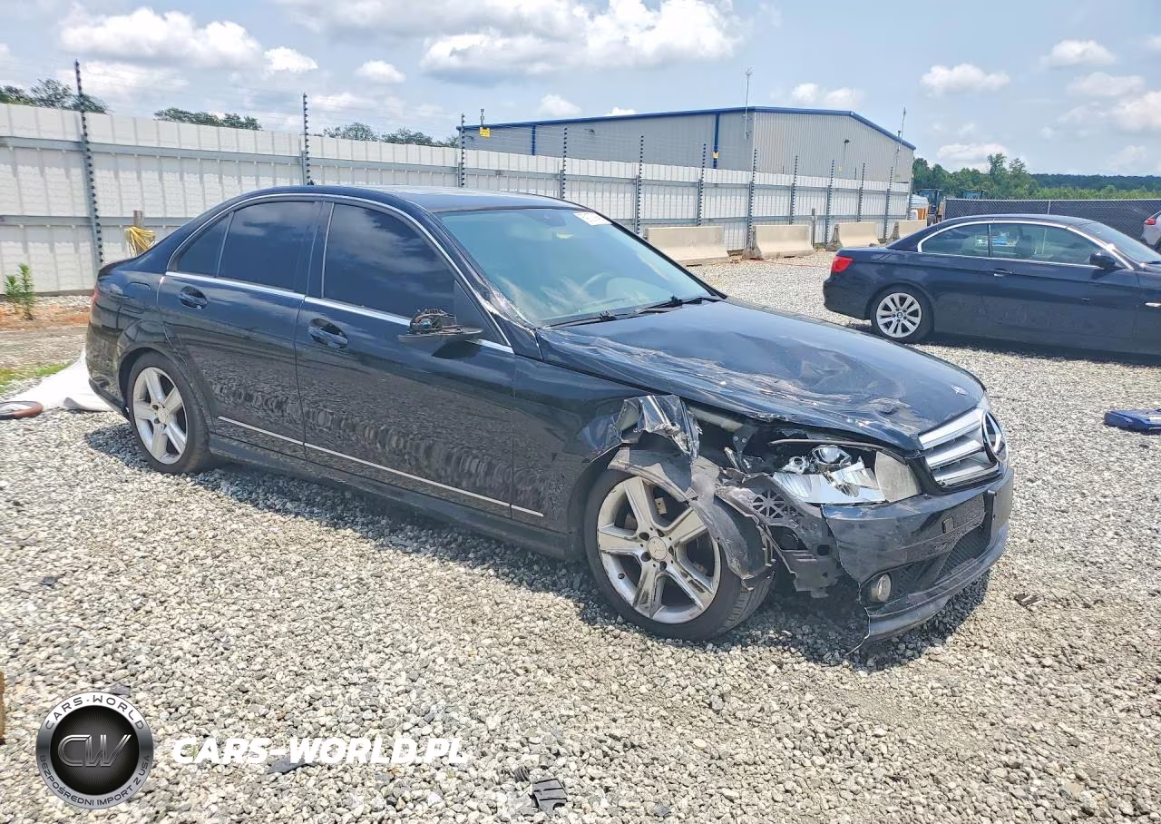 2010 Mercedes-Benz C 300 4Matic VIN:WDDGF8BBXAR106775 - 4