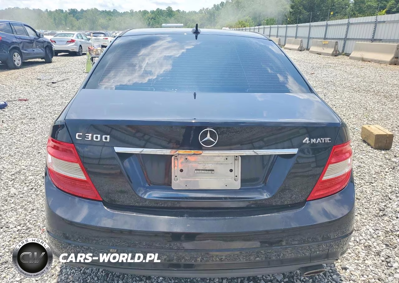 2010 Mercedes-Benz C 300 4Matic VIN:WDDGF8BBXAR106775 - 6