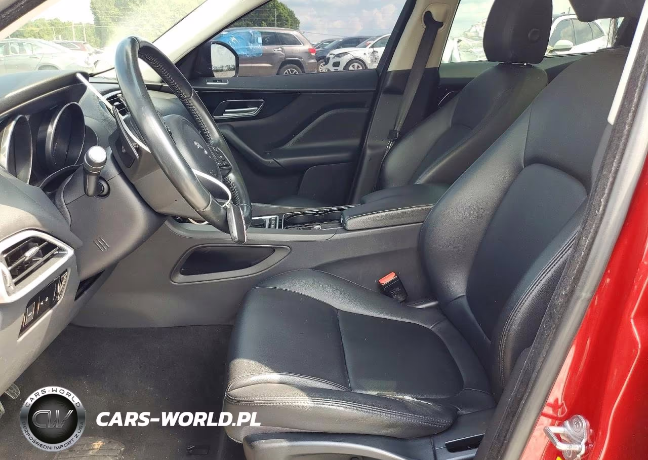 2017 Jaguar F-Pace Premium VIN:SADCJ2BN6HA494356 - 7