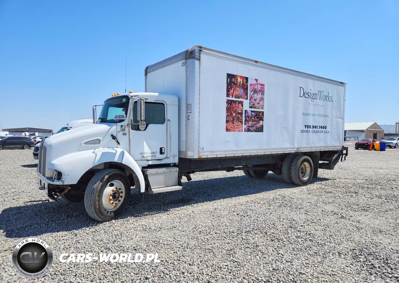 2004 Kenworth Construction T300