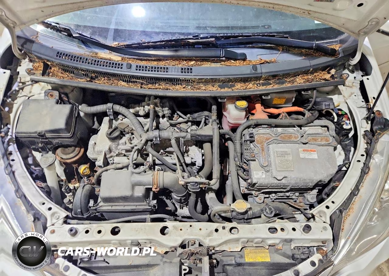 2012 Toyota Prius C Three VIN:JTDKDTB36C1519168 - 11