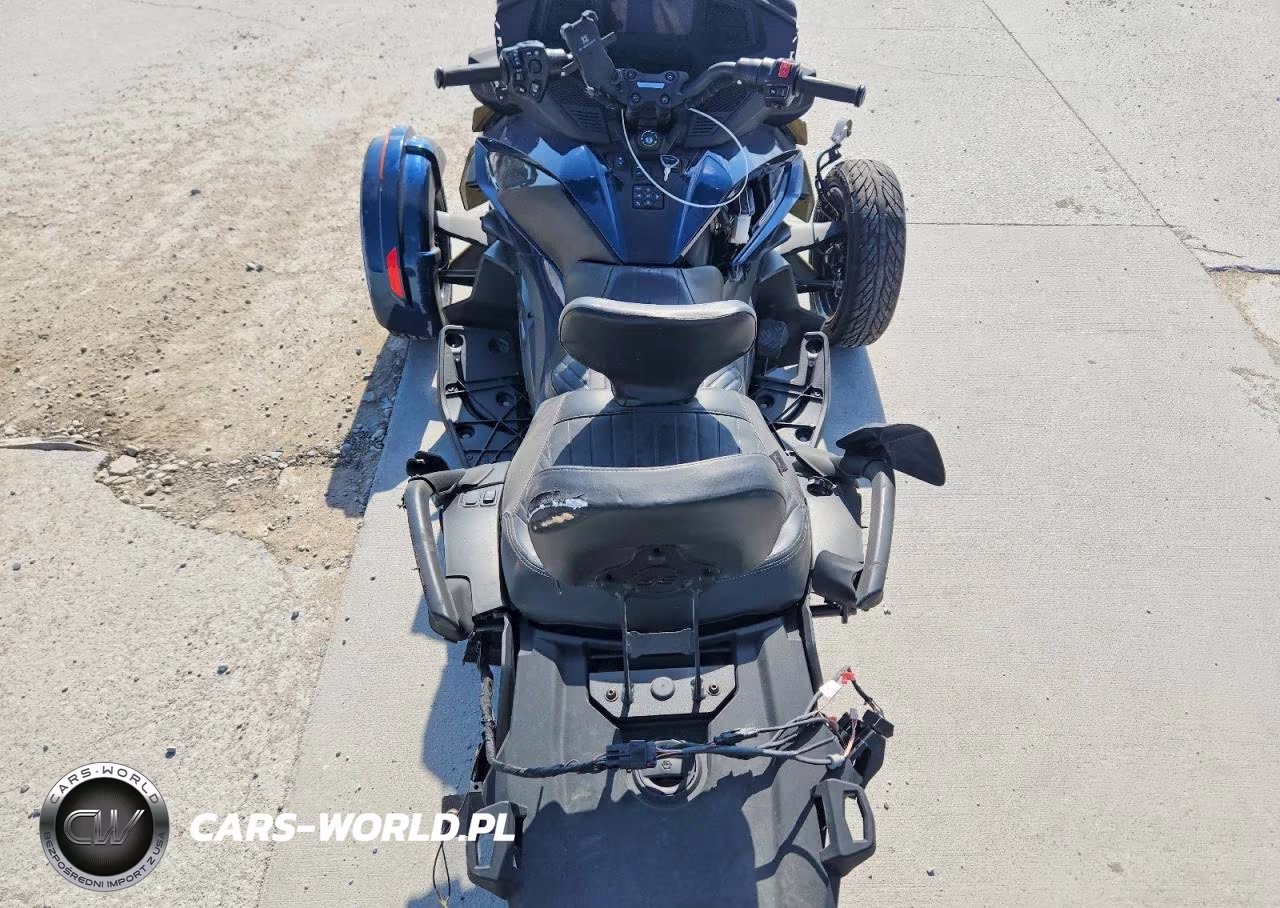 2023 Can-Am Spyder Roadster Rt VIN:2BXNBDD21PV000468 - 6