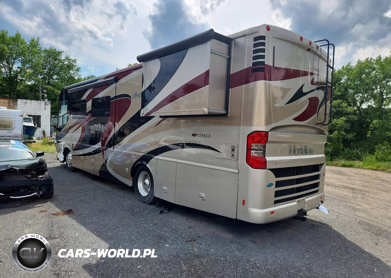 2014 Freightliner Chassis Xc VIN:4UZACVDT5ECFS5346 - 3