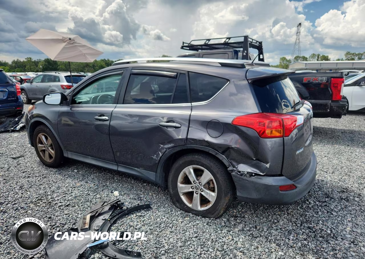 2015 Toyota Rav4 Xle VIN:2T3WFREV2FW194617 - 2