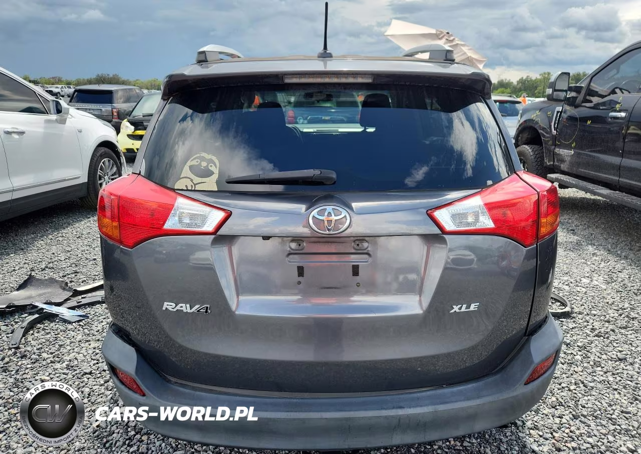 2015 Toyota Rav4 Xle VIN:2T3WFREV2FW194617 - 6