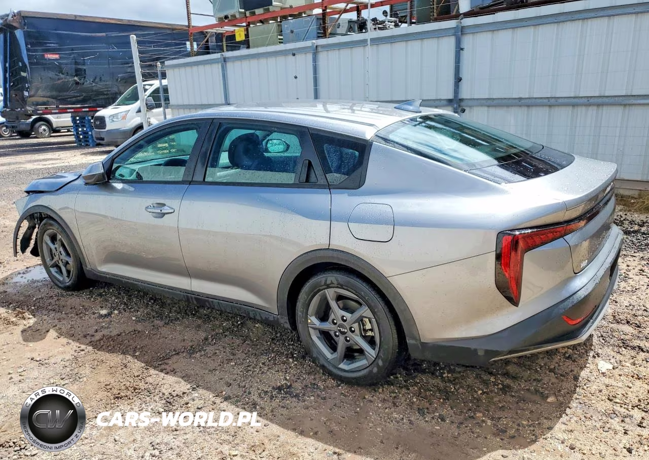 2025 Kia K4 Lxs VIN:3KPFT4DE1SE141720 - 2