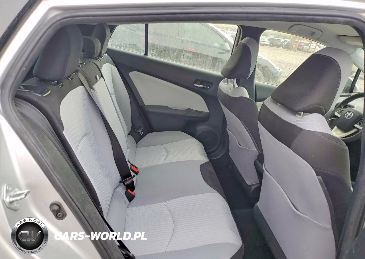 2018 Toyota Prius Two VIN:JTDKBRFU6J3602497 - 10
