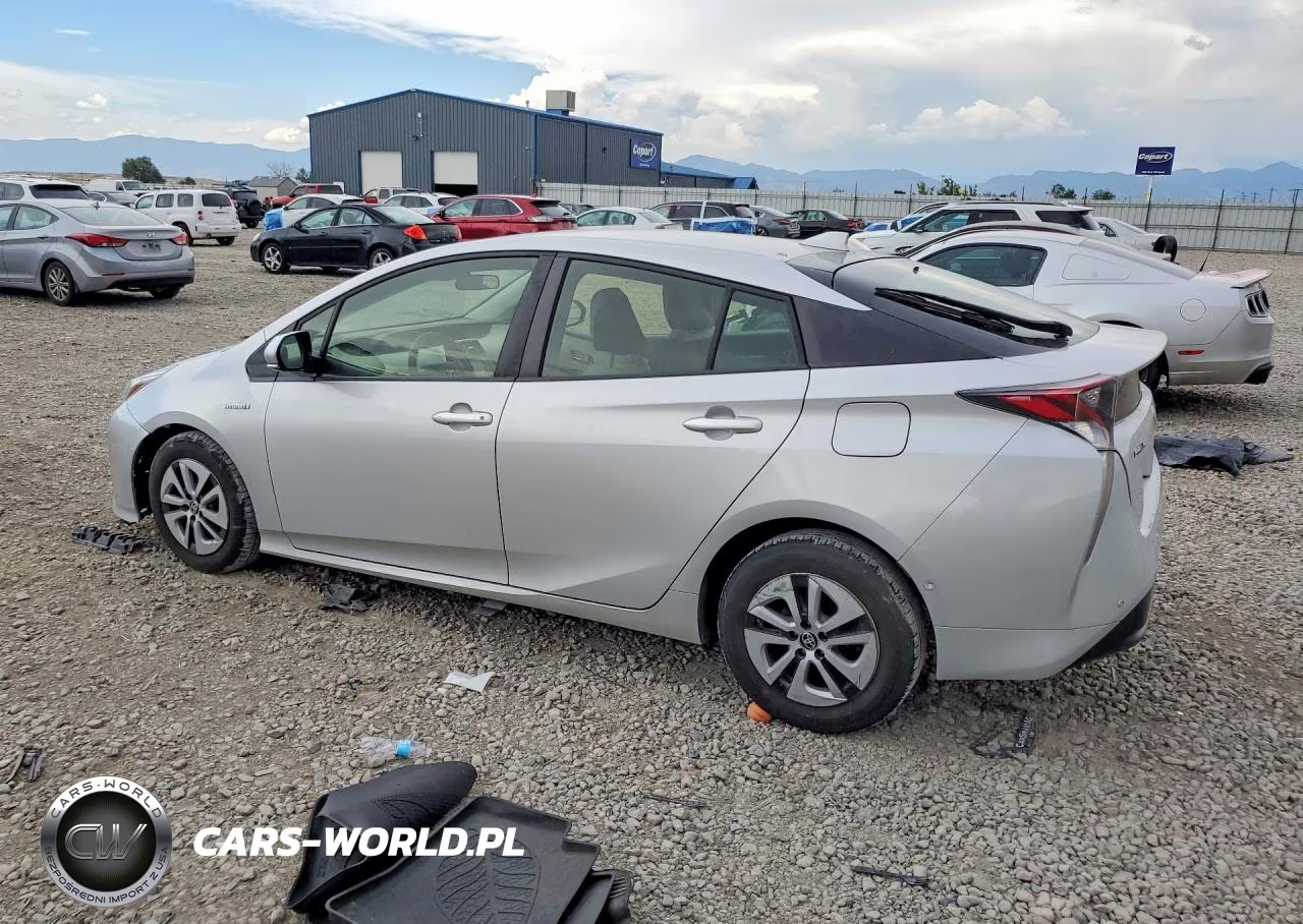 2018 Toyota Prius Two VIN:JTDKBRFU6J3602497 - 2