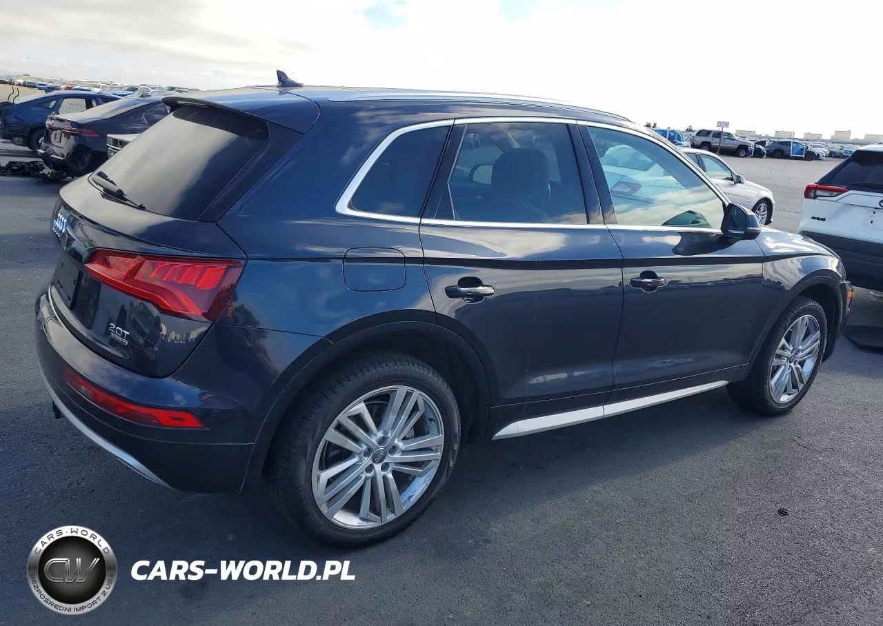 2018 Audi Q5 Premium Plus VIN:WA1BNAFY8J2100747 - 3
