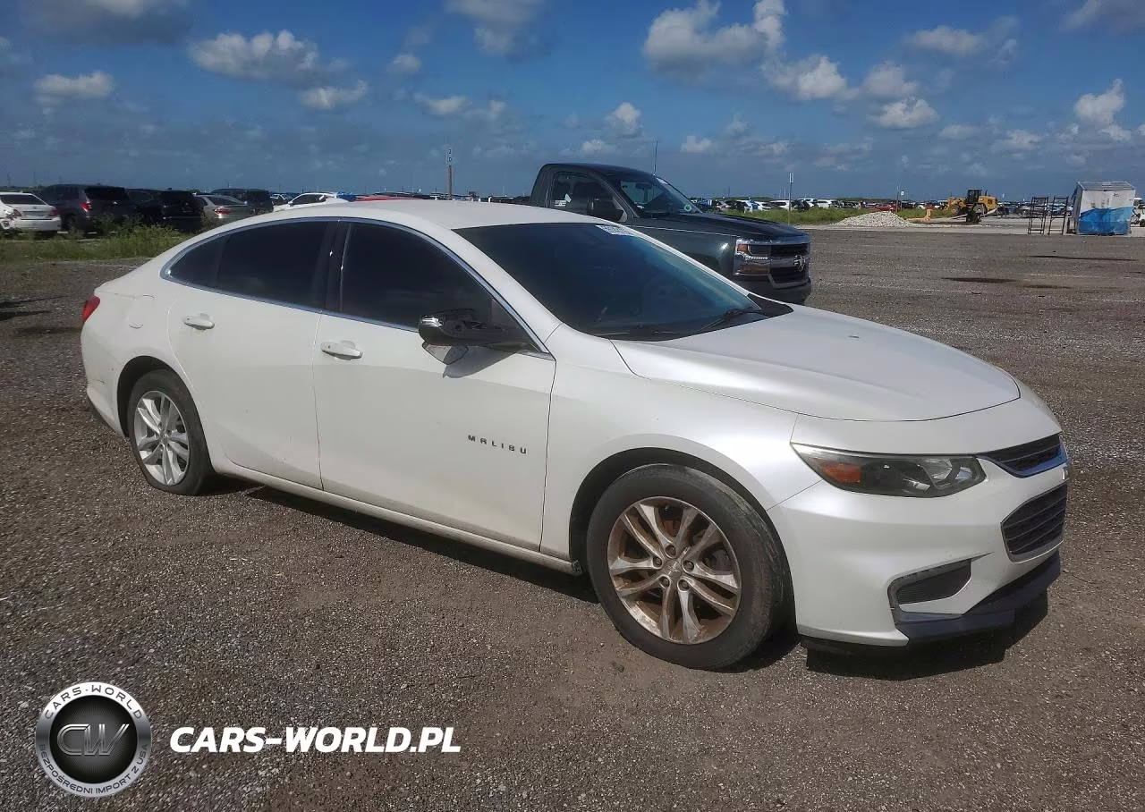 2017 Chevrolet Malibu Lt VIN:1G1ZE5ST9HF283075 - 4