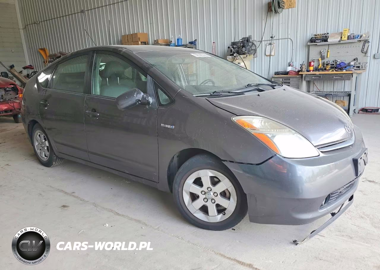2008 Toyota Prius Base VIN:JTDKB20UX83333706 - 4