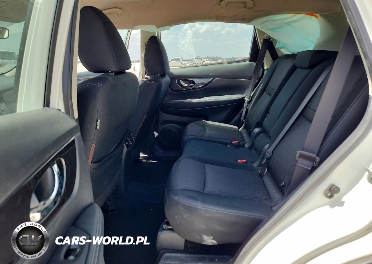 2017 Nissan Rogue S VIN:KNMAT2MT2HP543753 - 10