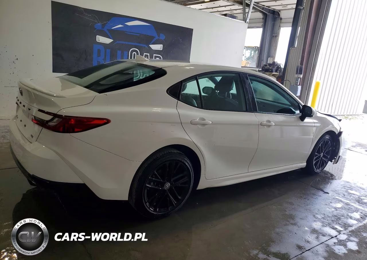 2025 Toyota Camry Se VIN:4T1DAACK7SU166279 - 3