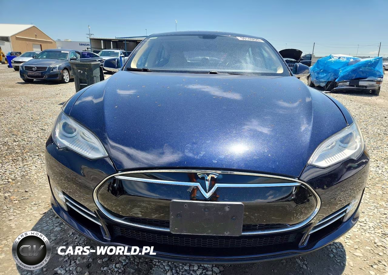 2013 Tesla Model S VIN:5YJSA1CN3DFP14781 - 5