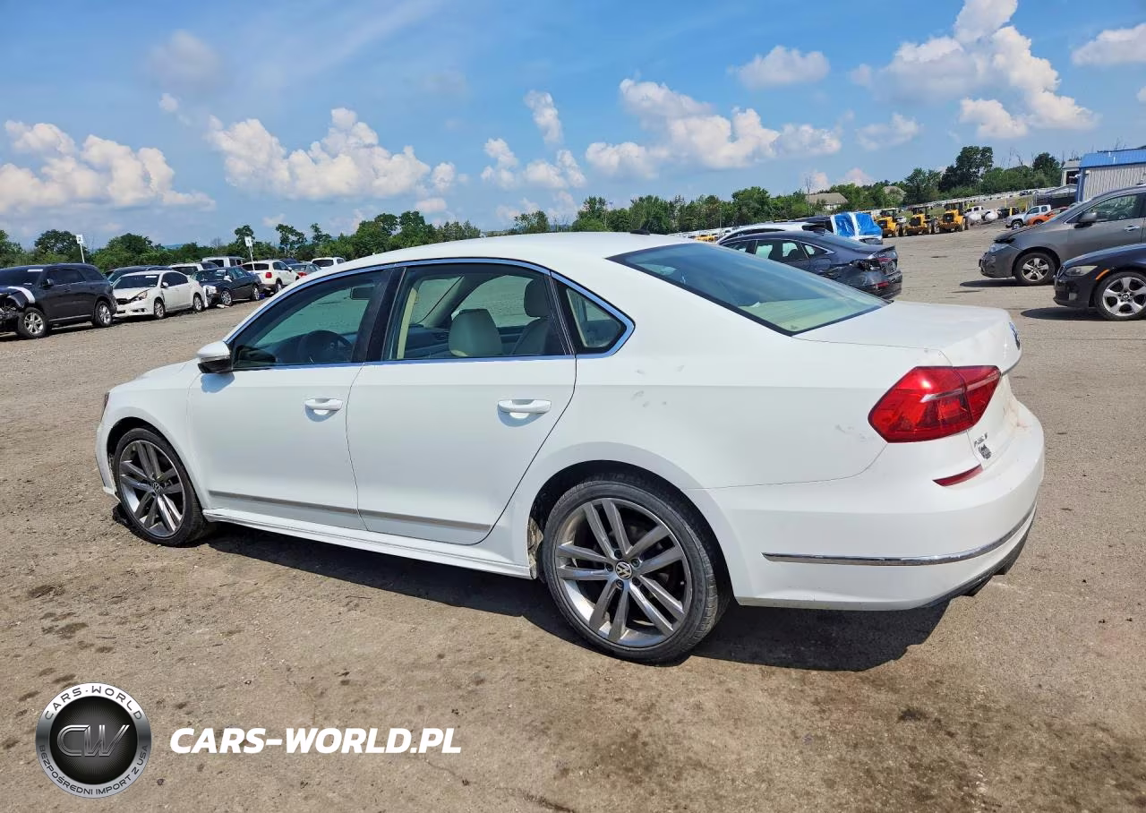 2016 Volkswagen Passat S VIN:1VWAT7A37GC037596 - 2