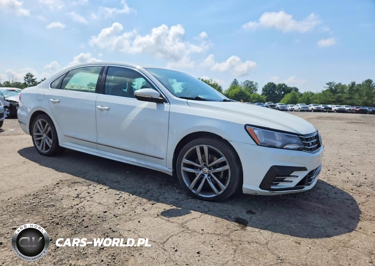 2016 Volkswagen Passat S VIN:1VWAT7A37GC037596 - 4