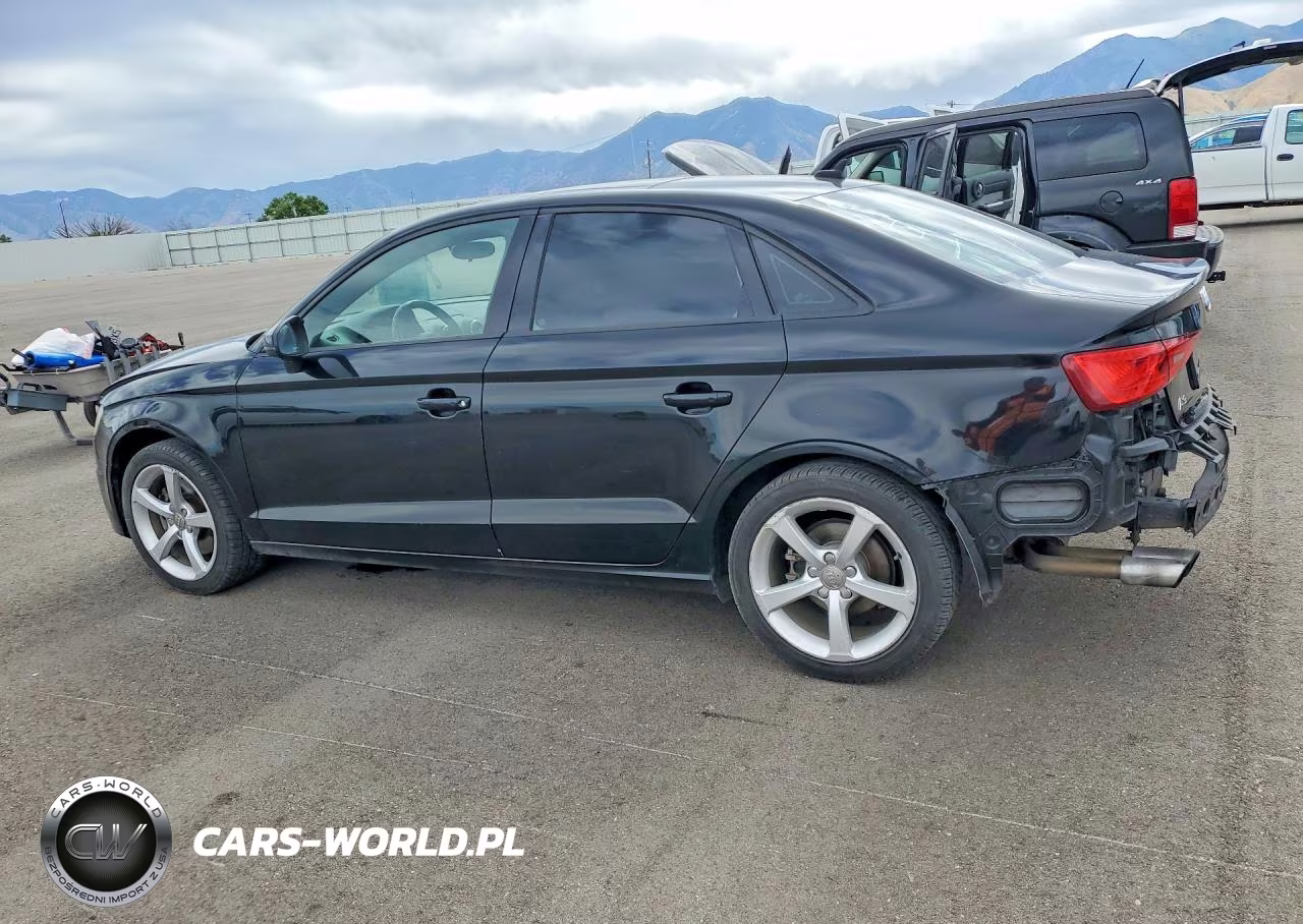 2015 Audi A3 Premium VIN:WAUACGFF6F1035304 - 2