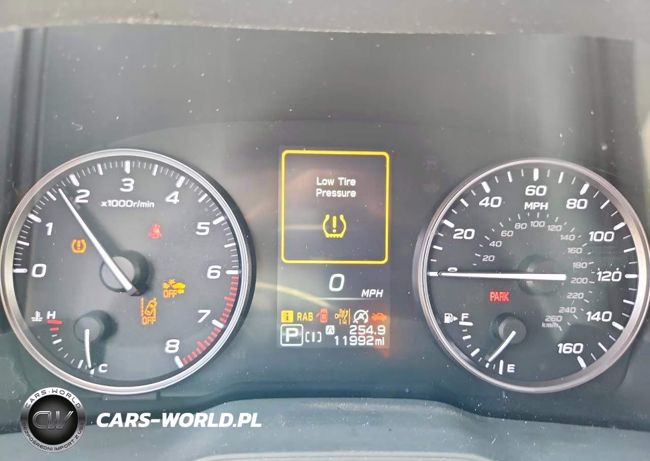 2025 Subaru Crosstrek Limited VIN:4S4GUHN63S3757874 - 9