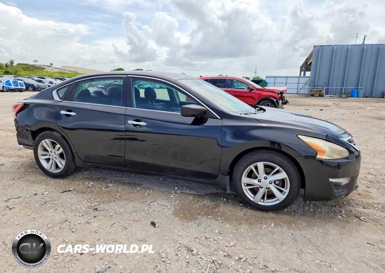 2013 Nissan Altima 2.5 VIN:1N4AL3AP0DC261986 - 4