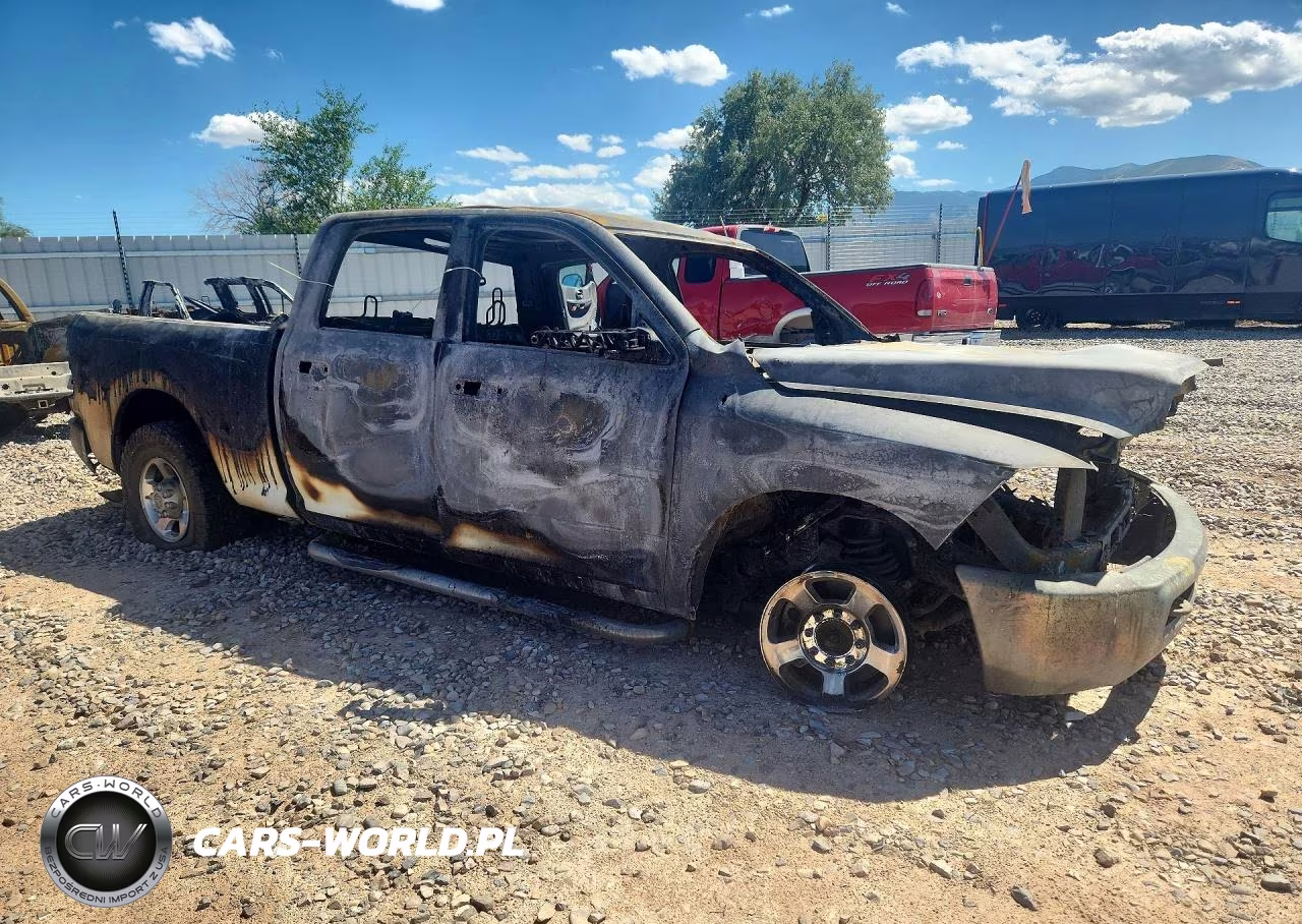 2013 Ram 2500 Slt VIN:3C6TR5DT5DG525570 - 4