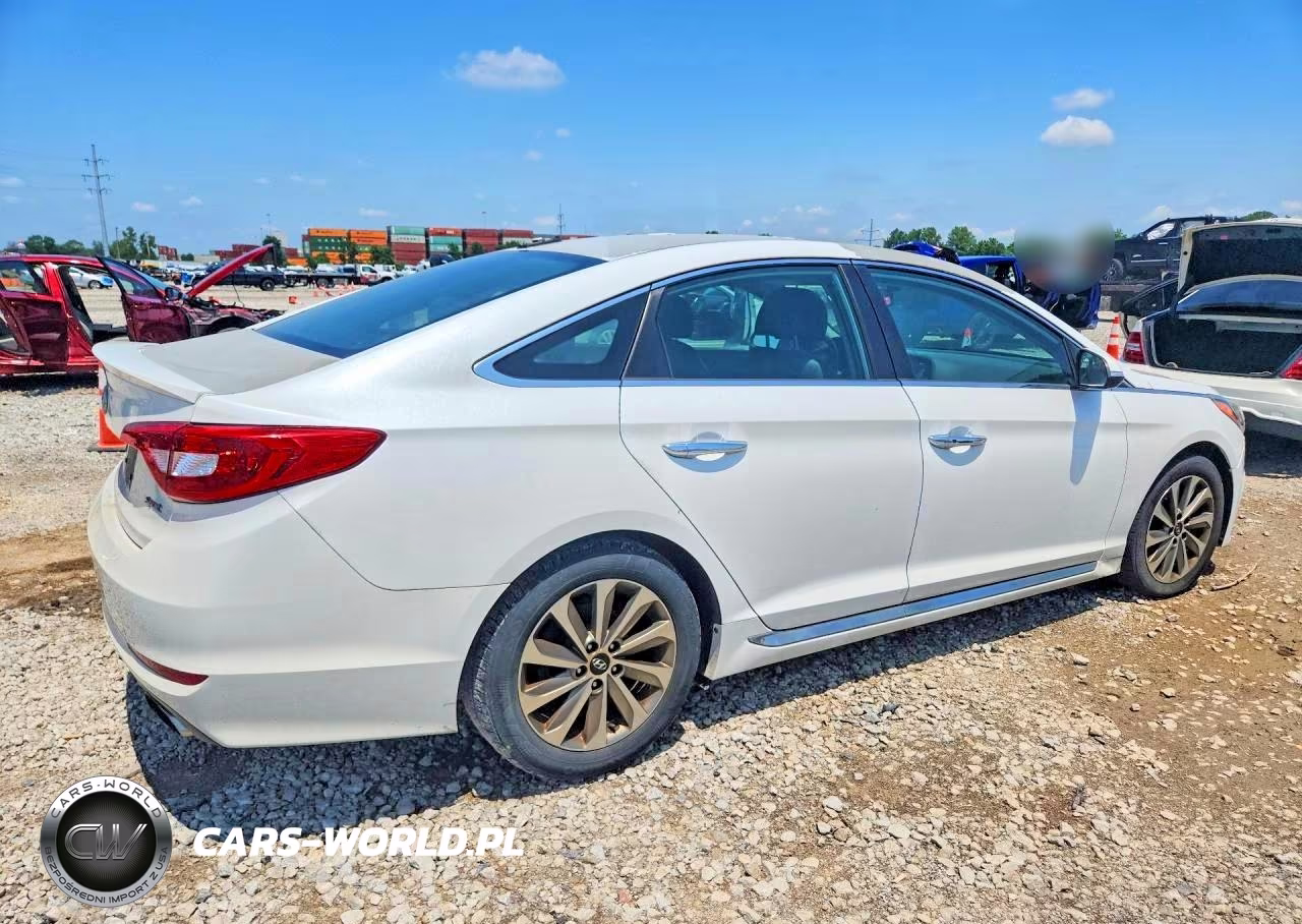 2016 Hyundai Sonata Sport VIN:5NPE34AFXGH377181 - 3