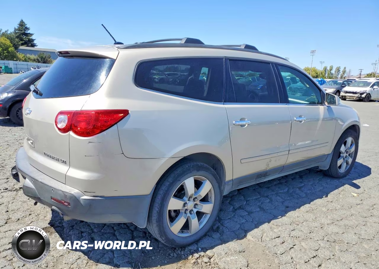 2010 Chevrolet Traverse Ltz VIN:1GNLVHED3AJ237464 - 3
