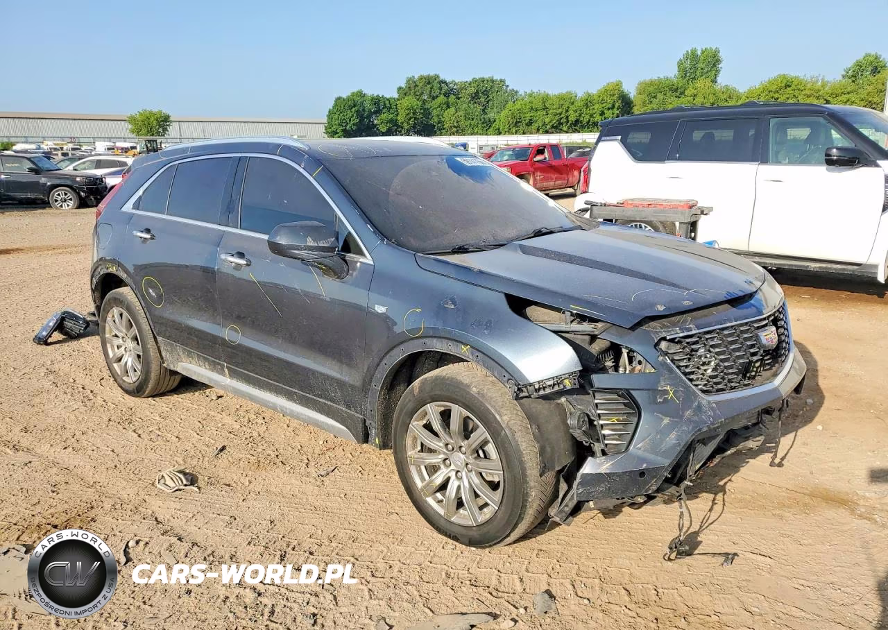 2020 Cadillac Xt4 Premium Luxury VIN:1GYFZCR41LF074207 - 4