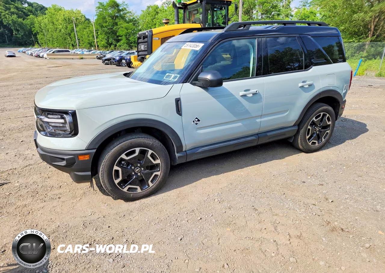 2024 Ford Bronco Sport Outer Banks – zdjęcie 1 z 13