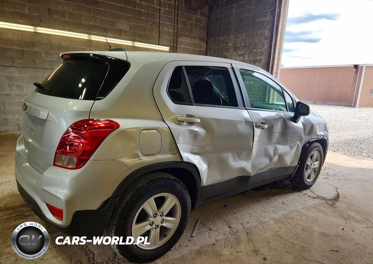 2020 Chevrolet Trax Ls VIN:3GNCJKSB3LL208621 - 3