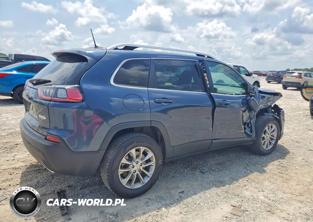 2019 Jeep Cherokee Latitude VIN:1C4PJLCX1KD366535 - 3