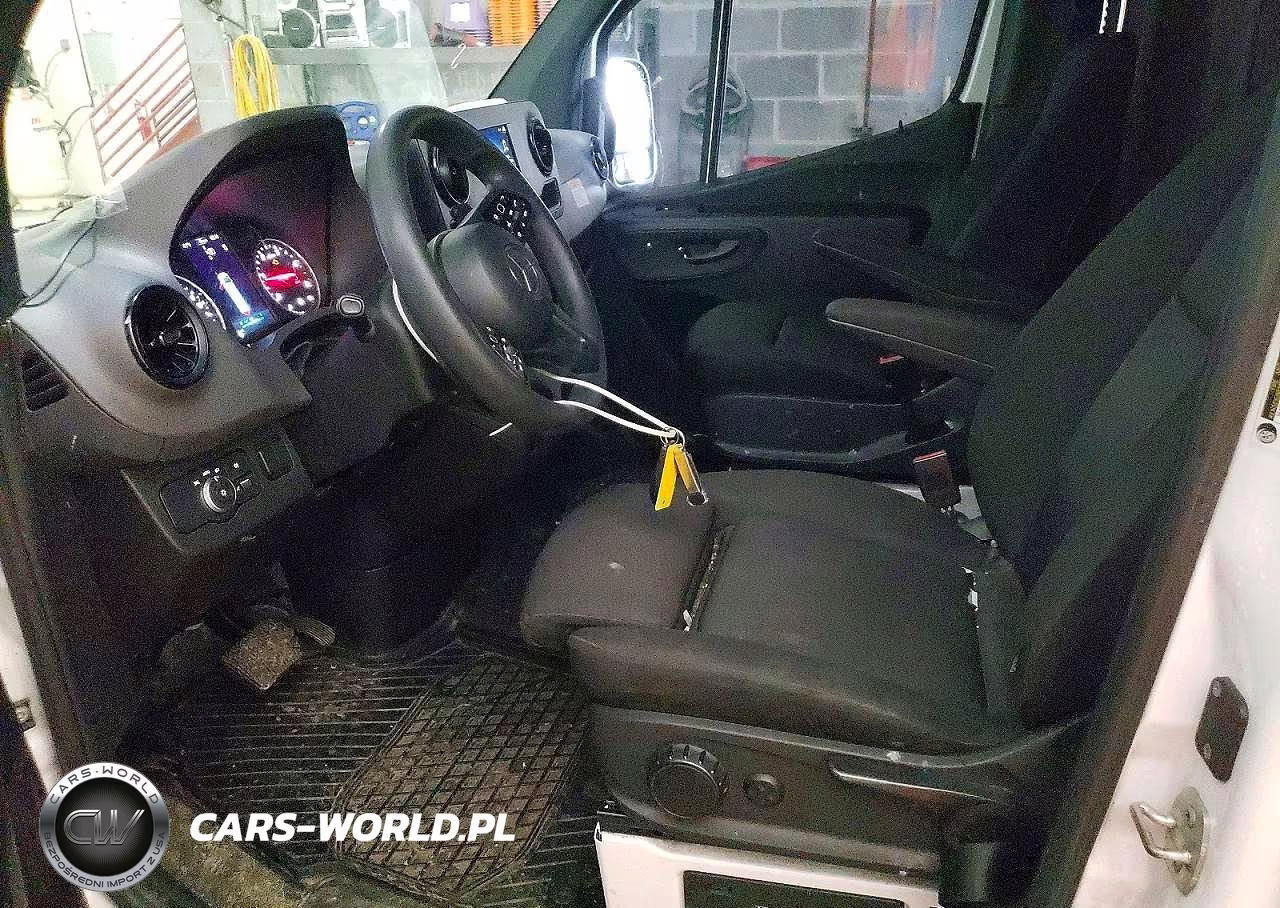 2023 Mercedes Benz Sprinter 2500 Delivery Van VIN:W1Y4NDHY9PT143683 - 7