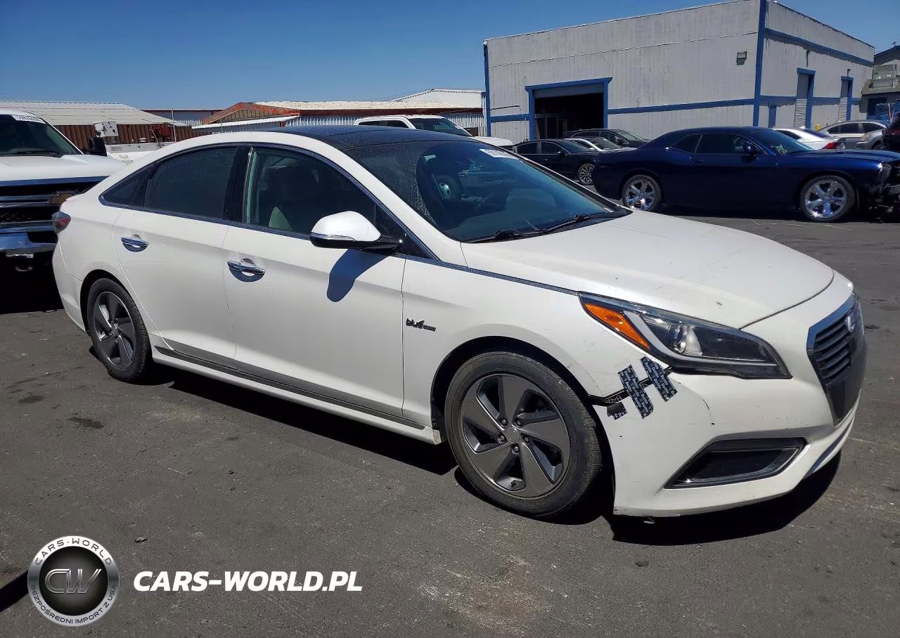 2017 Hyundai Sonata Hybrid Limited VIN:KMHE34L17HA050730 - 4