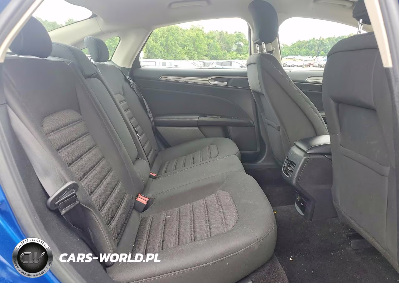2017 Ford Fusion Se Hybrid VIN:3FA6P0LUXHR240016 - 10