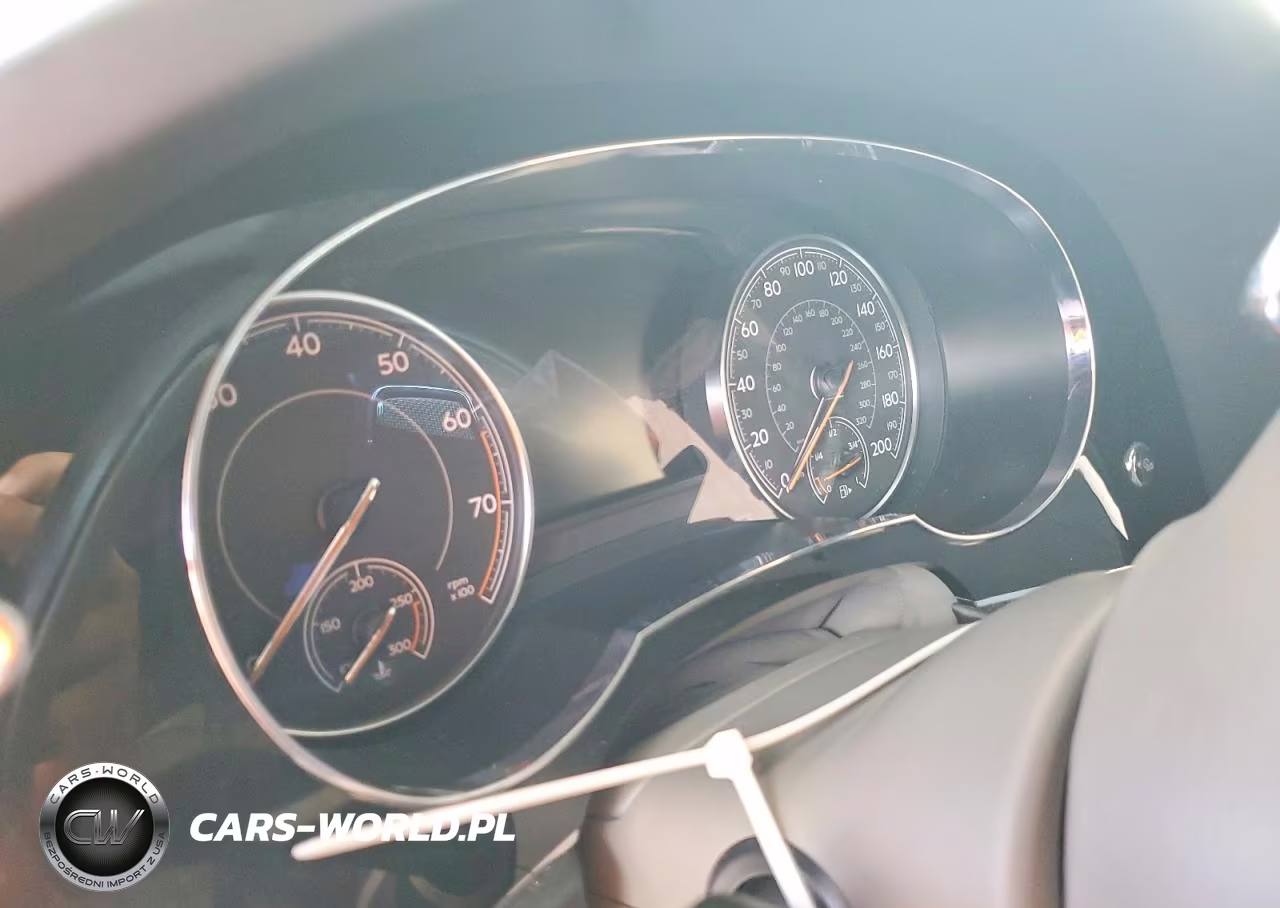 2018 Bentley Bentayga VIN:SJAAC2ZV6JC017814 - 9