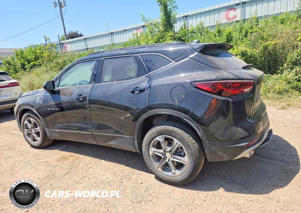 2024 Chevrolet Blazer 2Lt VIN:3GNKBHR40RS206049 - 2