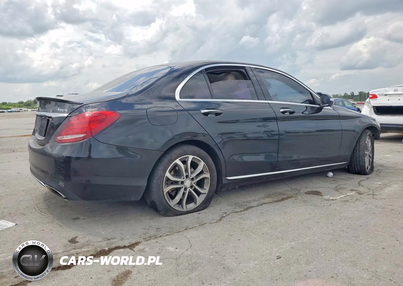 2016 Mercedes-Benz C 300 4Matic VIN:55SWF4KB0GU142213 - 3
