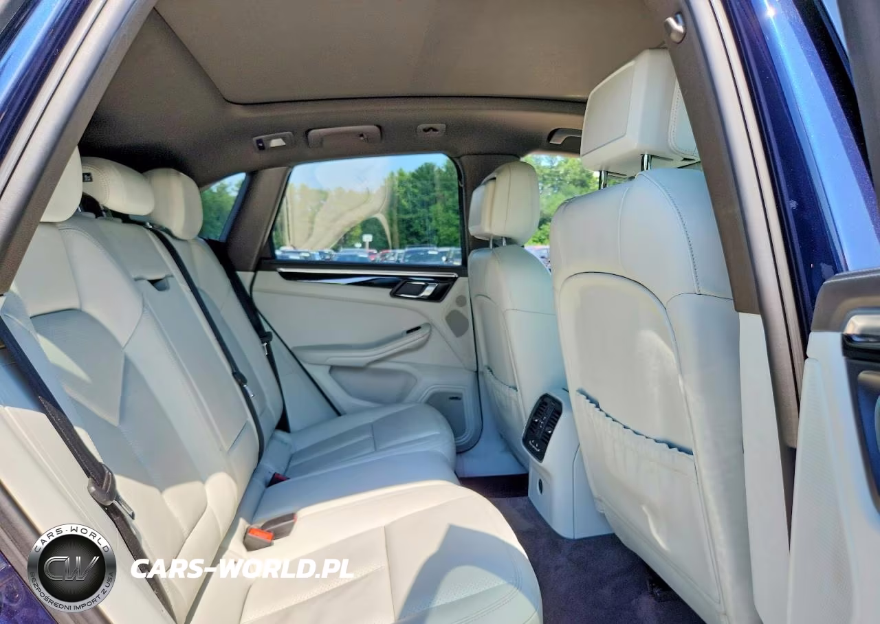 2018 Porsche Macan S VIN:WP1AB2A52JLB35483 - 11