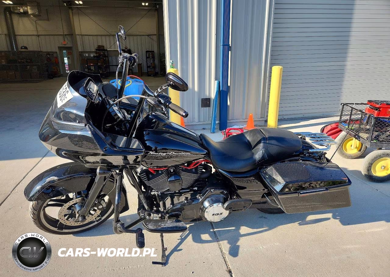 2012 Harley-Davidson Fltrx Road Glide Custom VIN:1HD1KHM15CB689332 - 3