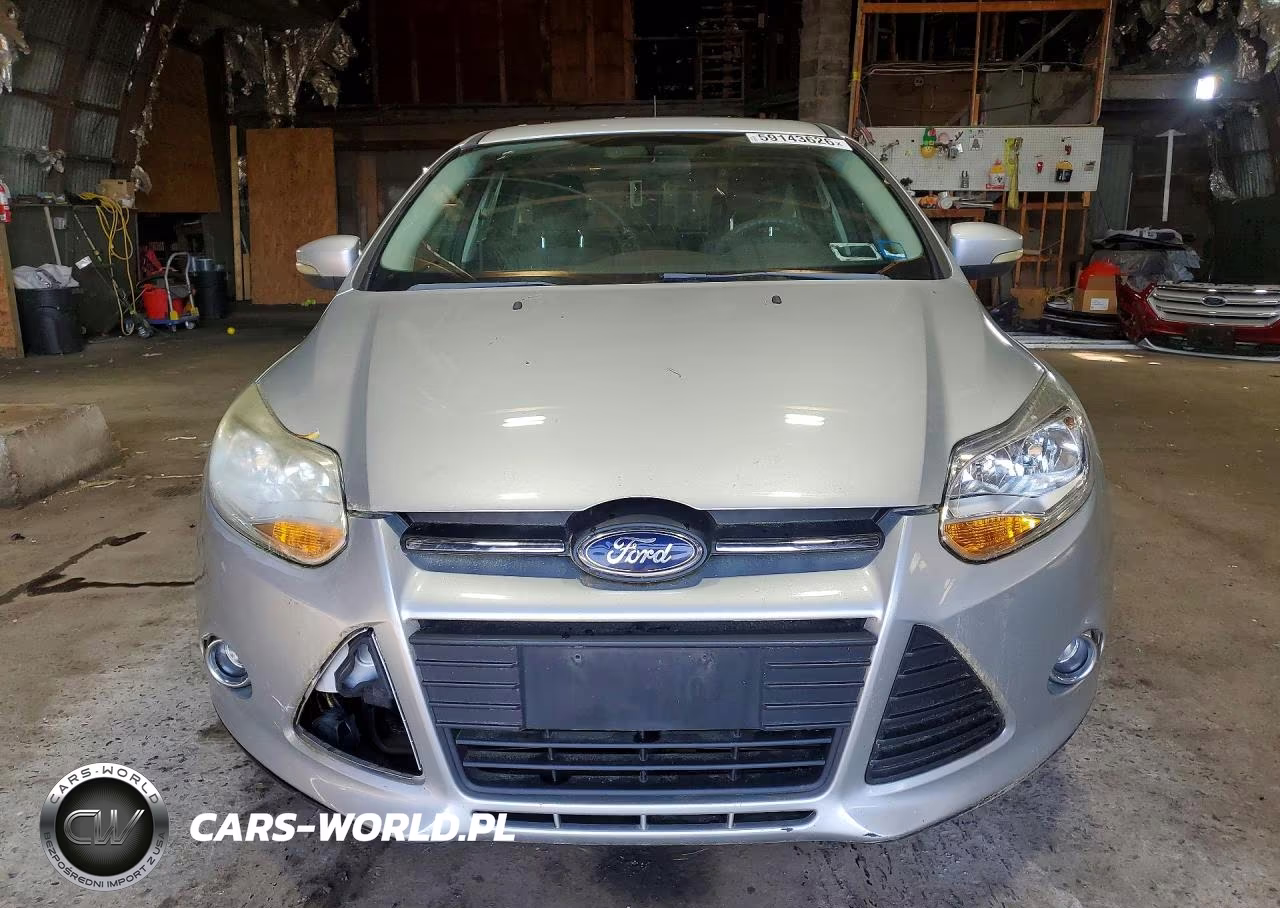 2012 Ford Focus Se VIN:1FAHP3K23CL359611 - 5