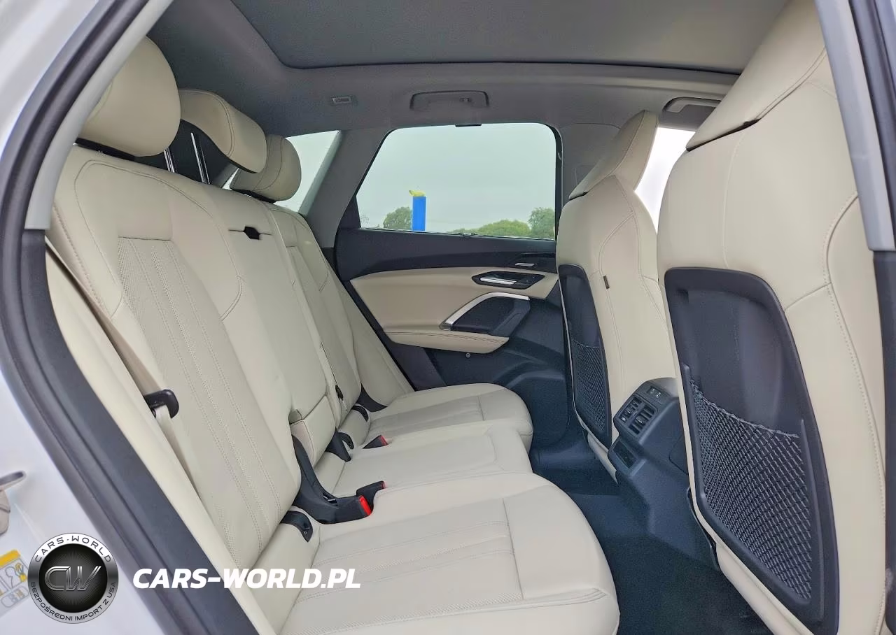 2025 Audi Q5 Premium Plus VIN:WA12AAGU1S2080835 - 11