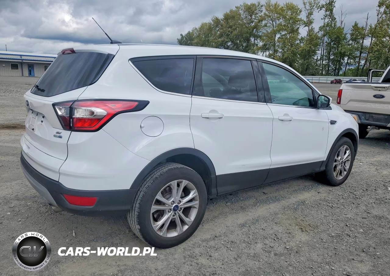 2017 Ford Escape Se VIN:1FMCU9GD7HUE17551 - 3
