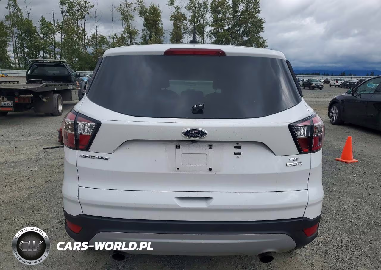 2017 Ford Escape Se VIN:1FMCU9GD7HUE17551 - 6