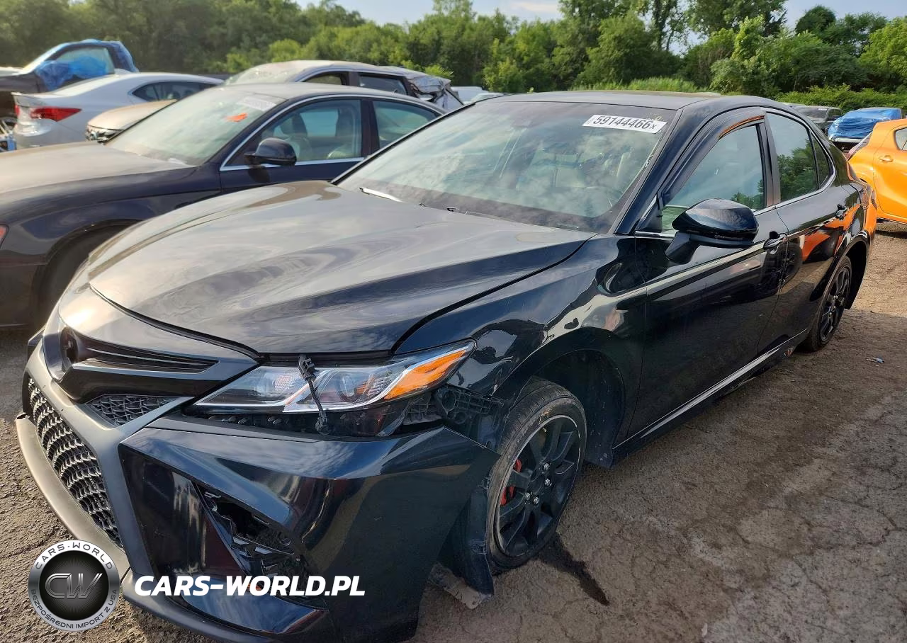 2018 Toyota Camry Se – zdjęcie 1 z 12